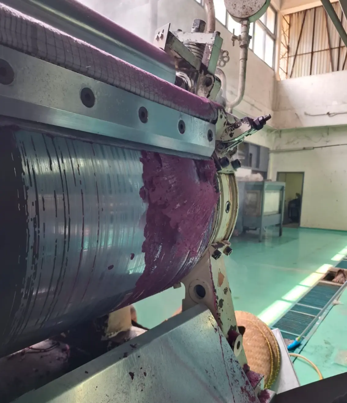 Detail proses pengeringan puree ubi ungu pada drum dryer